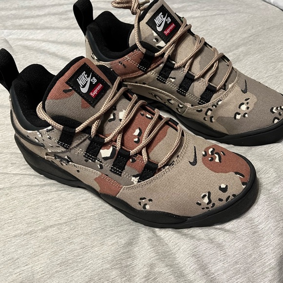 Nike Other - Nike SN Darwin low Supreme Desert Camo